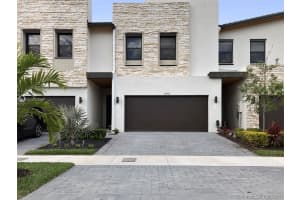 10453 Nw 81st Ter 0, Doral