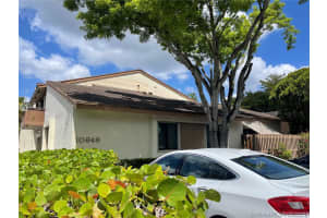 10649 Sw 113th Pl 80d, Miami