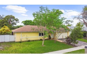 11380 Sw 118th St, Miami