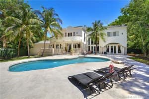 4860 Hammock Lake Dr, Coral Gables