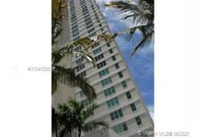 800 Claughton Island Dr 1601, Miami
