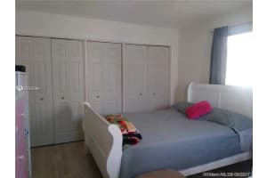 18300 Nw 86th Ave, Hialeah