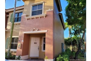 10628 Sw 8th St 108, Pembroke Pines