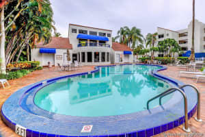 21085 Ne 34th Ave 204-1, Aventura