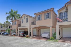 12326 Royal Palm Blvd 13, Coral Springs