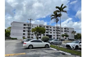 8261 Nw 8th St 539, Miami