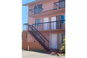 2182 W 60th St 19201, Hialeah 2182 W 60th St 19201, Hialeah