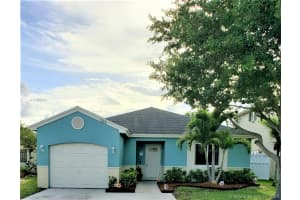 365 W Riverbend Dr, Sunrise