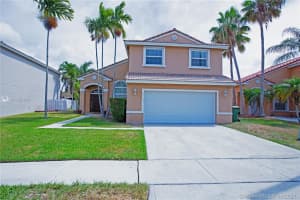 18830 Nw 12th St, Pembroke Pines
