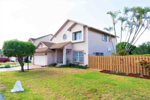 7890 Nw 191st St, Hialeah