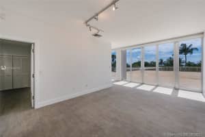 881 Ocean Dr L5, Key Biscayne 881 Ocean Dr L5, Key Biscayne