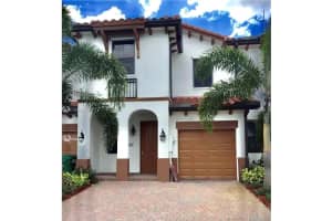 10268 Nw 88th Ter, Doral