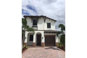8805 Nw 103rd Pl 8805, Doral