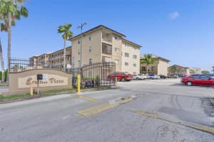 8851 Nw 119th St 4414, Hialeah Gardens 8851 Nw 119th St 4414, Hialeah Gardens