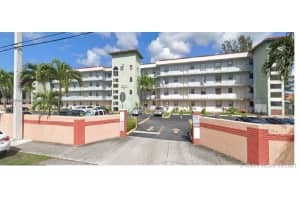 2775 W 52nd St 408, Hialeah