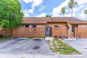 6719 Nw 192nd Ln, Hialeah