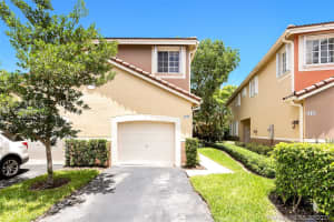 3938 San Simeon Ln, Weston