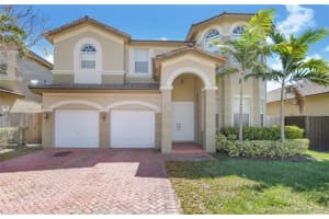 8423 Nw 110th Ave, Doral