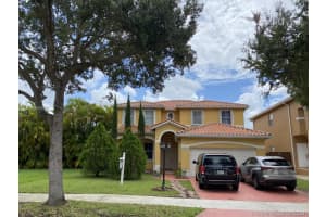 6121 Sw 157th Pl, Miami