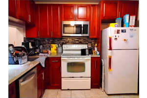 2492 Nw 89th Dr 2492, Coral Springs