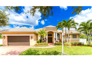 13704 Nw 15th St, Pembroke Pines