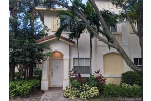 2731 Sw 83rd Ter 101, Miramar