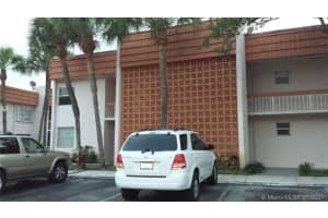 7610 Stirling Rd E201, Davie 7610 Stirling Rd E201, Davie