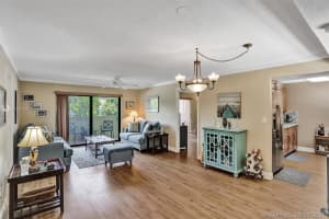 6725 Harding Ave 203, Miami Beach