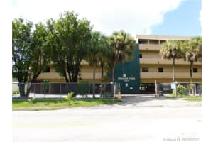 1750 W 56th St 108, Hialeah