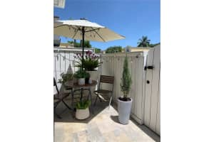 6865 Sw 45th Ln 234, Miami