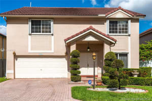 19012 Nw 79th Ct, Hialeah