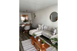 1331 Lincoln Rd 902, Miami Beach