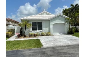 4921 Sw 154th Pl, Miami