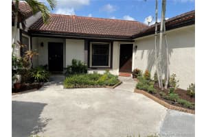 15275 Sw 45th Ter 58h, Miami