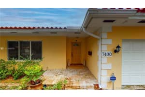 7400 Loch Ness Dr, Miami Lakes 7400 Loch Ness Dr, Miami Lakes