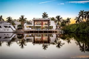 300 Royal Plaza Dr, Fort Lauderdale