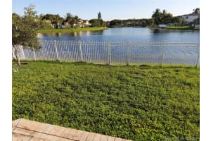 15834 Nw 10th St, Pembroke Pines