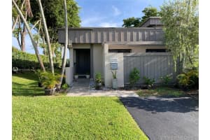 10643 Sw 74th Ter 10643, Miami