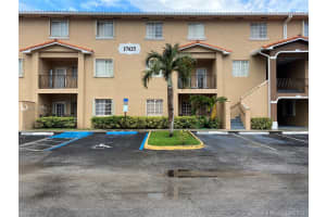 17425 Nw 75th Pl 105, Hialeah