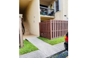 690 W Park Dr 2-104, Miami 690 W Park Dr 2-104, Miami