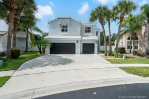1428 Nw 158th Ln, Pembroke Pines