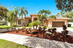 6195 Sw 160th Ter, Davie