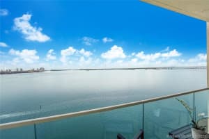 800 Claughton Island Dr 1602, Miami
