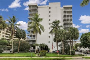 150 Ocean Lane Dr 2b, Key Biscayne