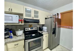 1975 W 44th Pl 510, Hialeah 1975 W 44th Pl 510, Hialeah