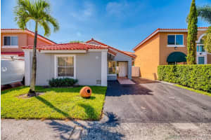 8636 Nw 2nd St, Miami