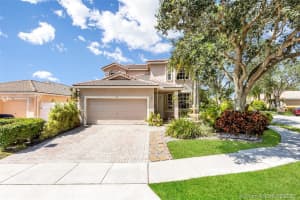 724 Sw 120th Ave, Pembroke Pines