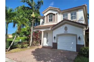 10923 Nw 85th Ter 10923, Doral