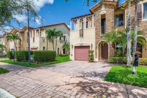 10335 Nw 30th Terrace, Miami