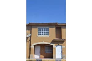 8020 W 28 Court 206, Miami 8020 W 28 Court 206, Miami